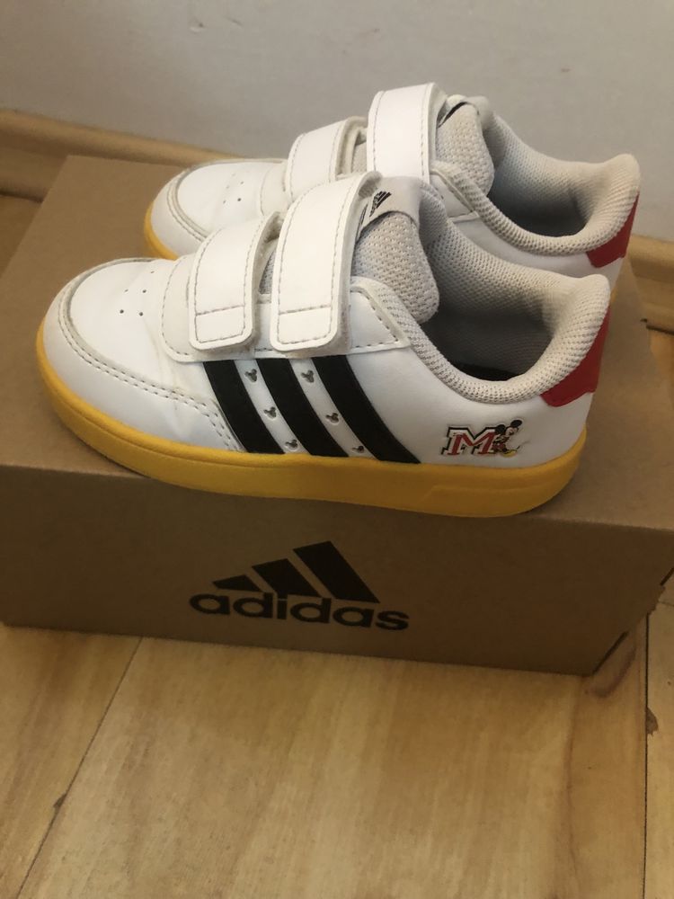 Adidas x Disney кецове 24 размер