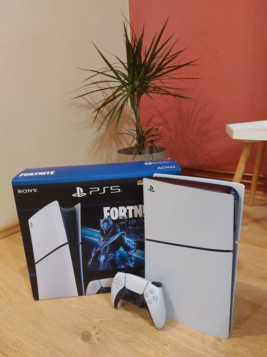PlayStation 5 Slim Digital 1TB, D-chassis, FORTNITE Cobalt Star Bundle