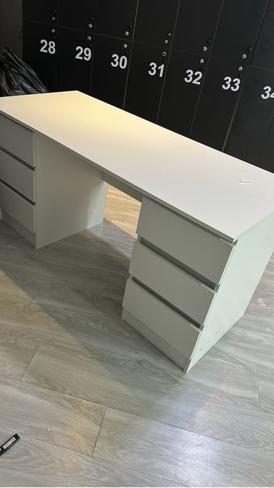 Срочно продам ! Абсолютно новый Стол ресепшен