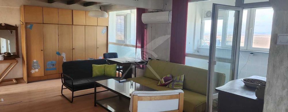 Продава се Тристаен апартамент в Бургас, Славейков - 115 кв.м за 1261 €/кв.м - Снимка #1