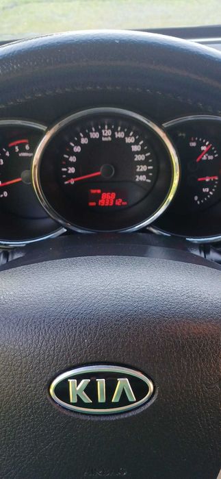 Vand  sau schimb Kia Sorento, motor 2.2, 4x4, 9700 euro