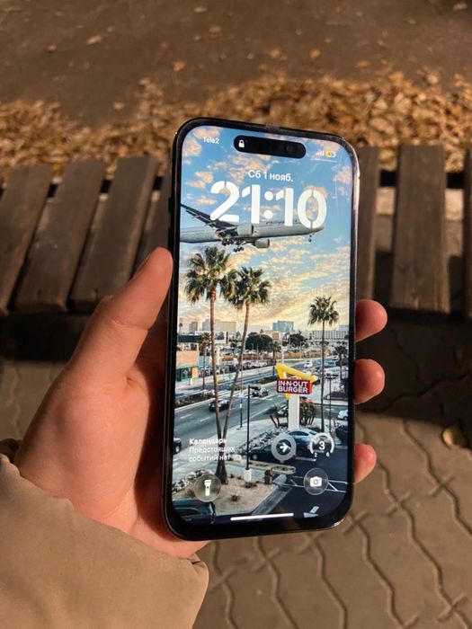 Продам Айфон 14 про