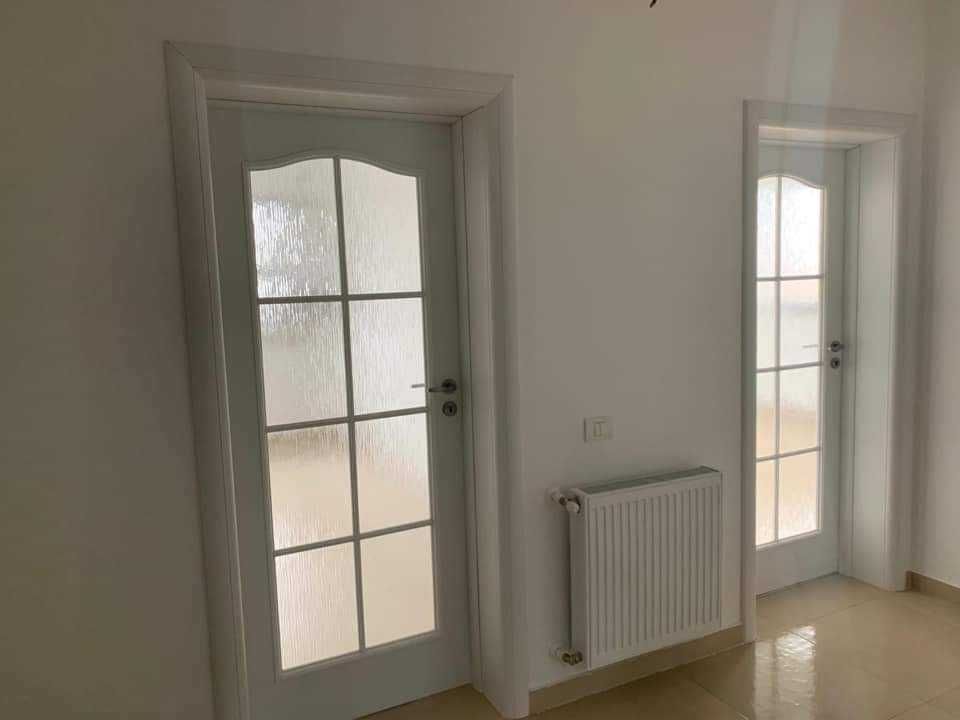 Ofer spre închiriere apartament în Ghimbav