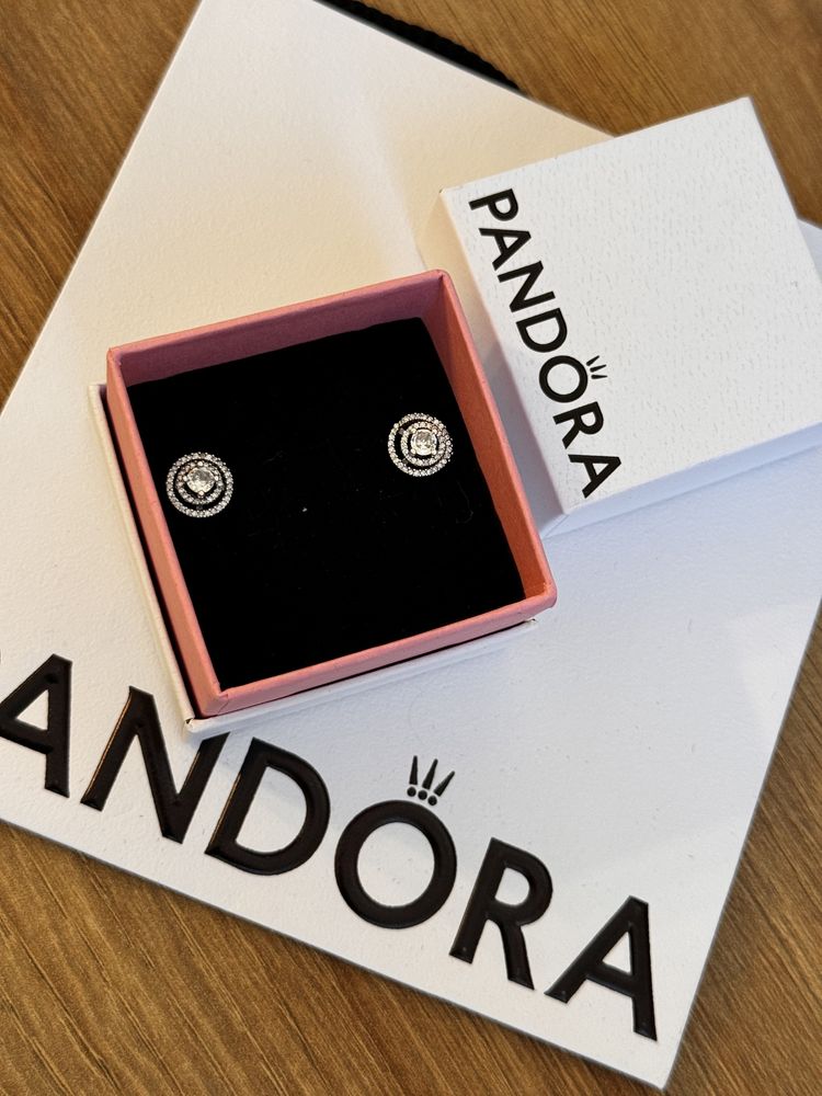 Pandora обеци Пандора