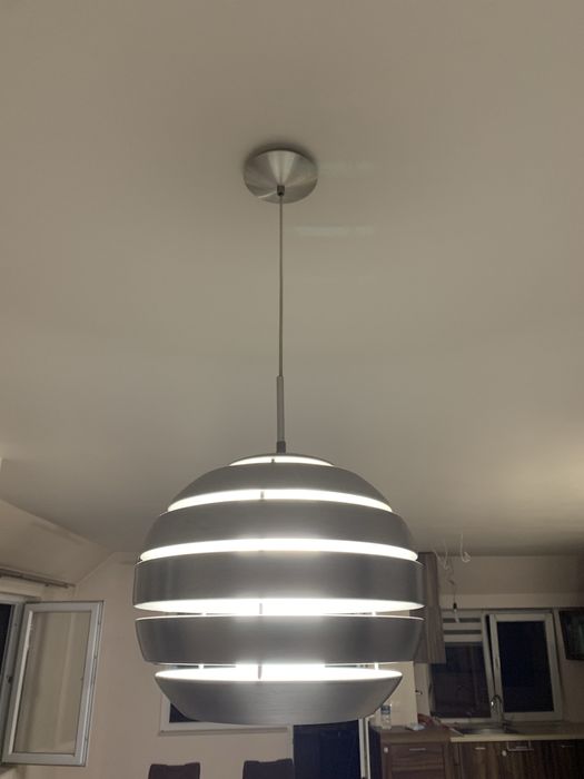 Висящи лампи за всекидневна