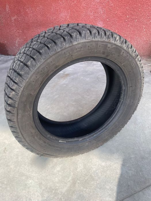 Vând anvelope iarnă