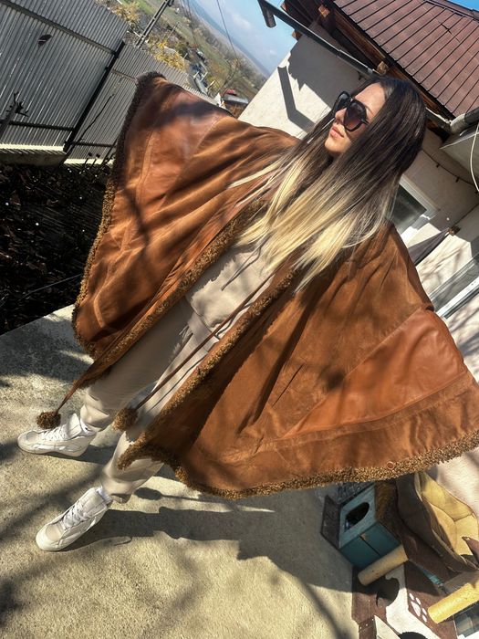 Pelerină piele întoarsă și netedă mărimea Xl