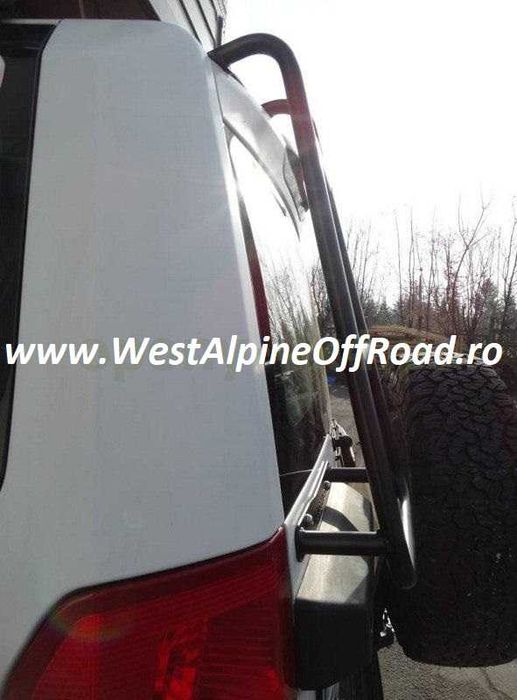 Scara LAND ROVER DISCOVERY 3 din OTEL pentru usa din spate