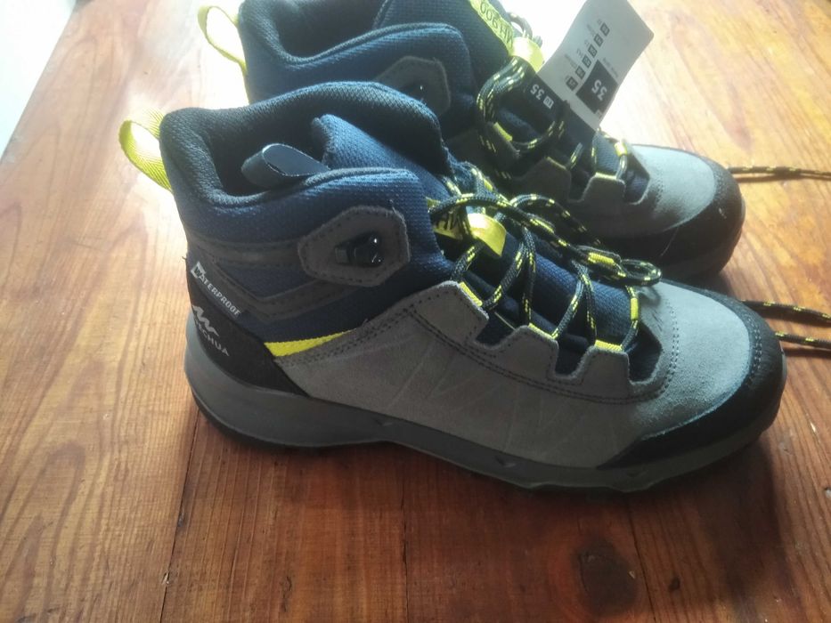 Детски туристически водоустойчиви обувки 35 размер