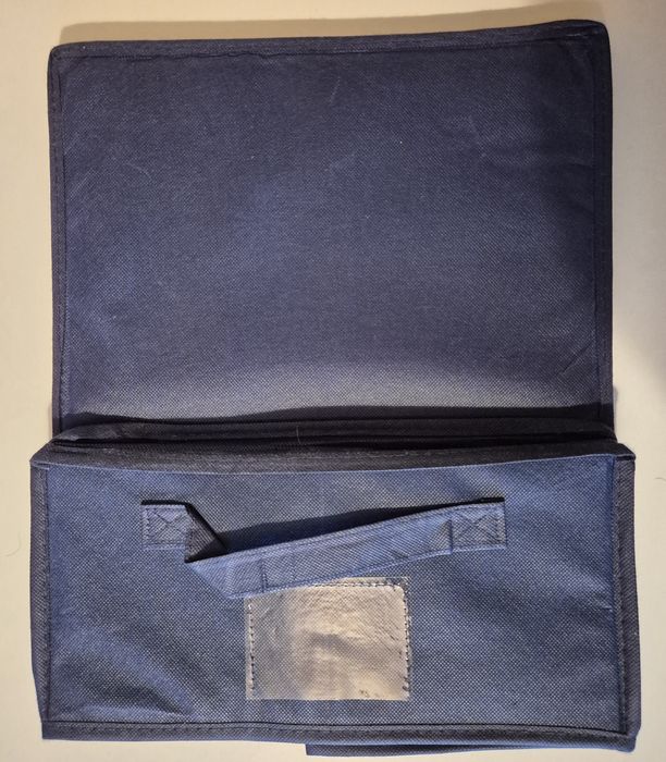 Cutie depozitare + tricou polo