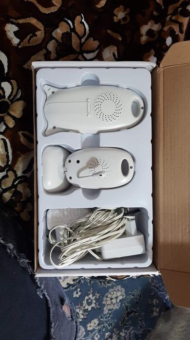 Vand sau schimb  videomonitor bebe vechime 3 ani