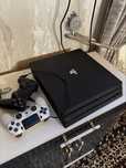 Playstation 4pro в отличном состоянии