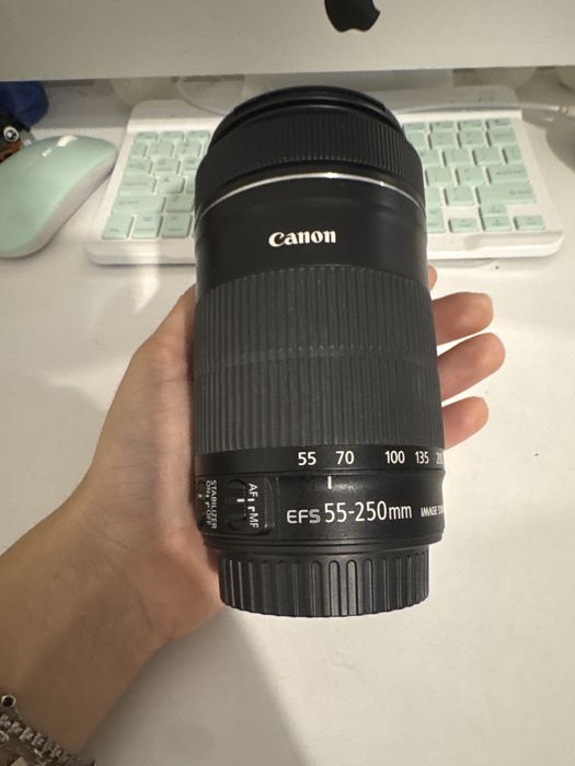 Obiectiv Canon- macro