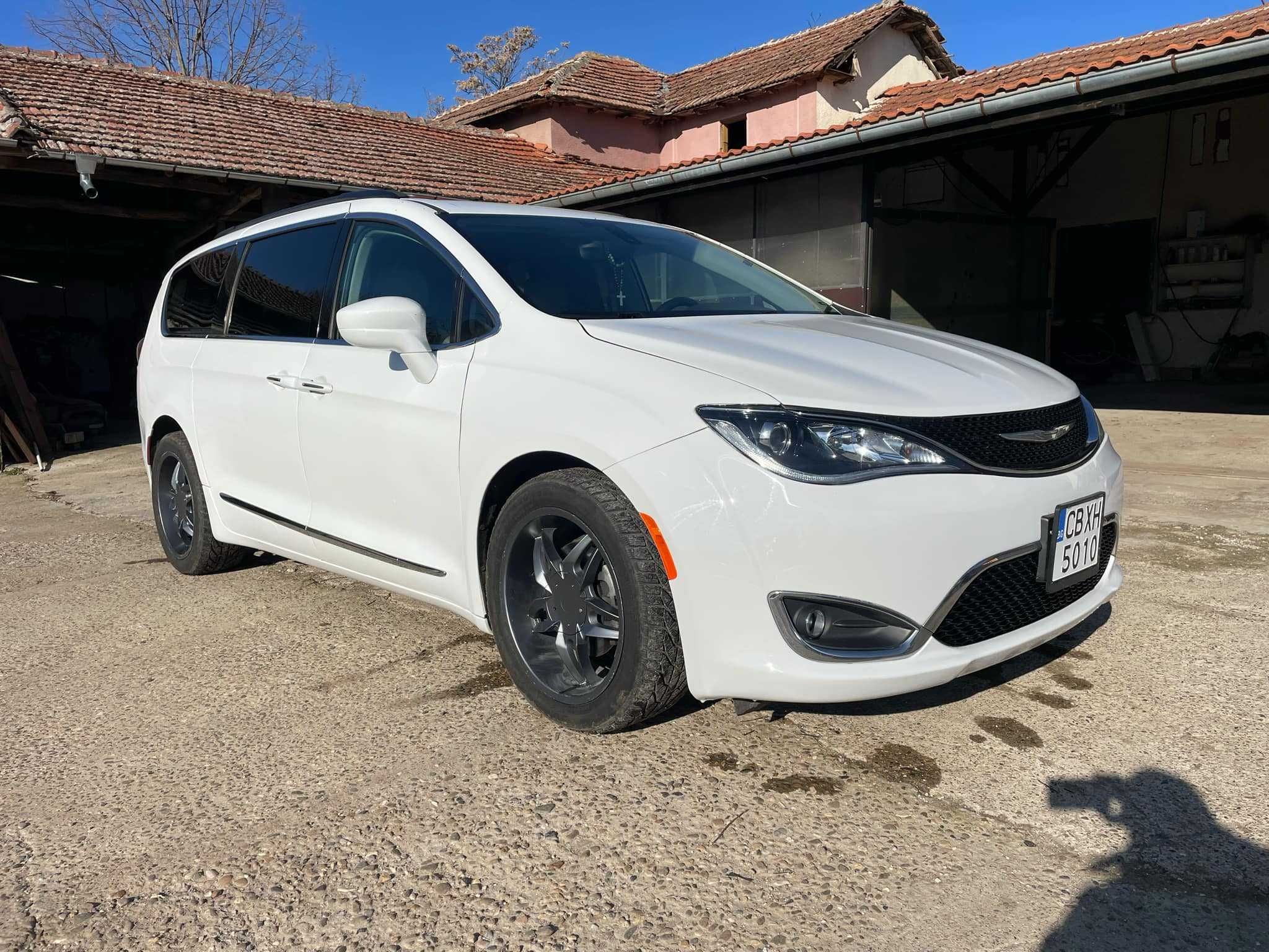 Chrysler Pacifica Touring L 3.6 Pentastar