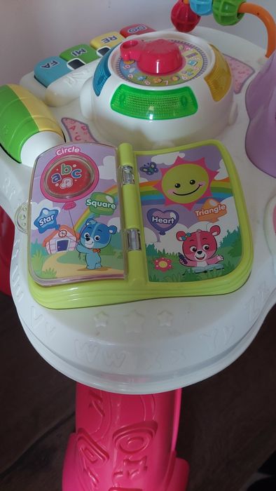 Интерактивна маса за игра