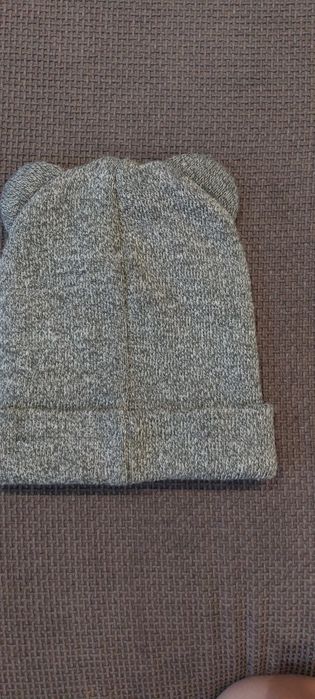 Детска зимна шапка