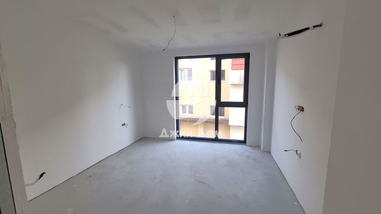 Продава се Тристаен апартамент в Несебър - 108 кв.м за 2639 €/кв.м - Снимка #1