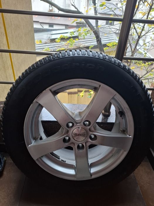 anvelope roti iarna mercedes E 200  bf goodrich 205 60 R16