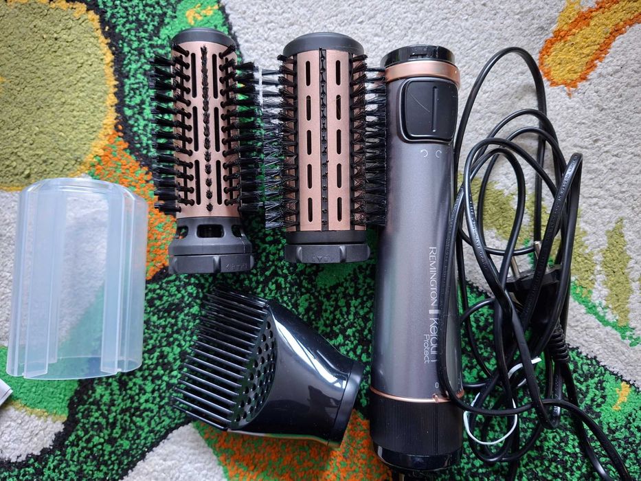 Четка за сушене и стилизиране Remington Keratin Protect