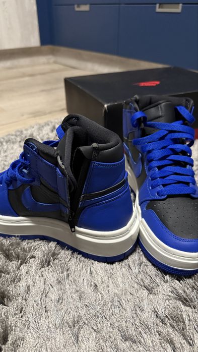 Jordan 1 elevate