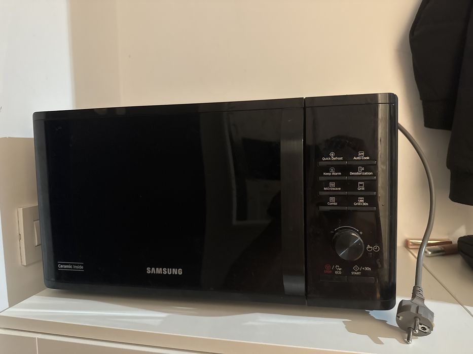 Cuptor microunde samsung