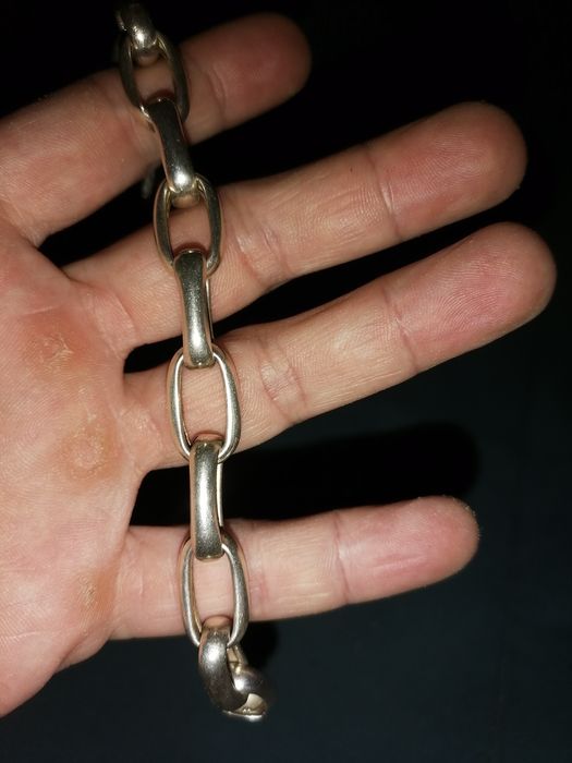 Масивна сребърна гривна