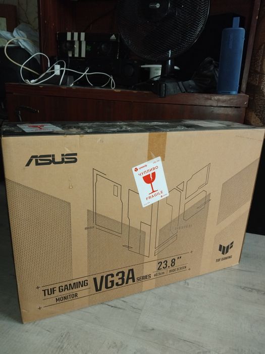 Продавам монитор asus tuf gaming