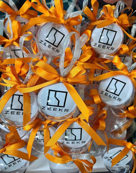 Новогодние шары с логотипом.Корпоративный подарок. Украшение в офис