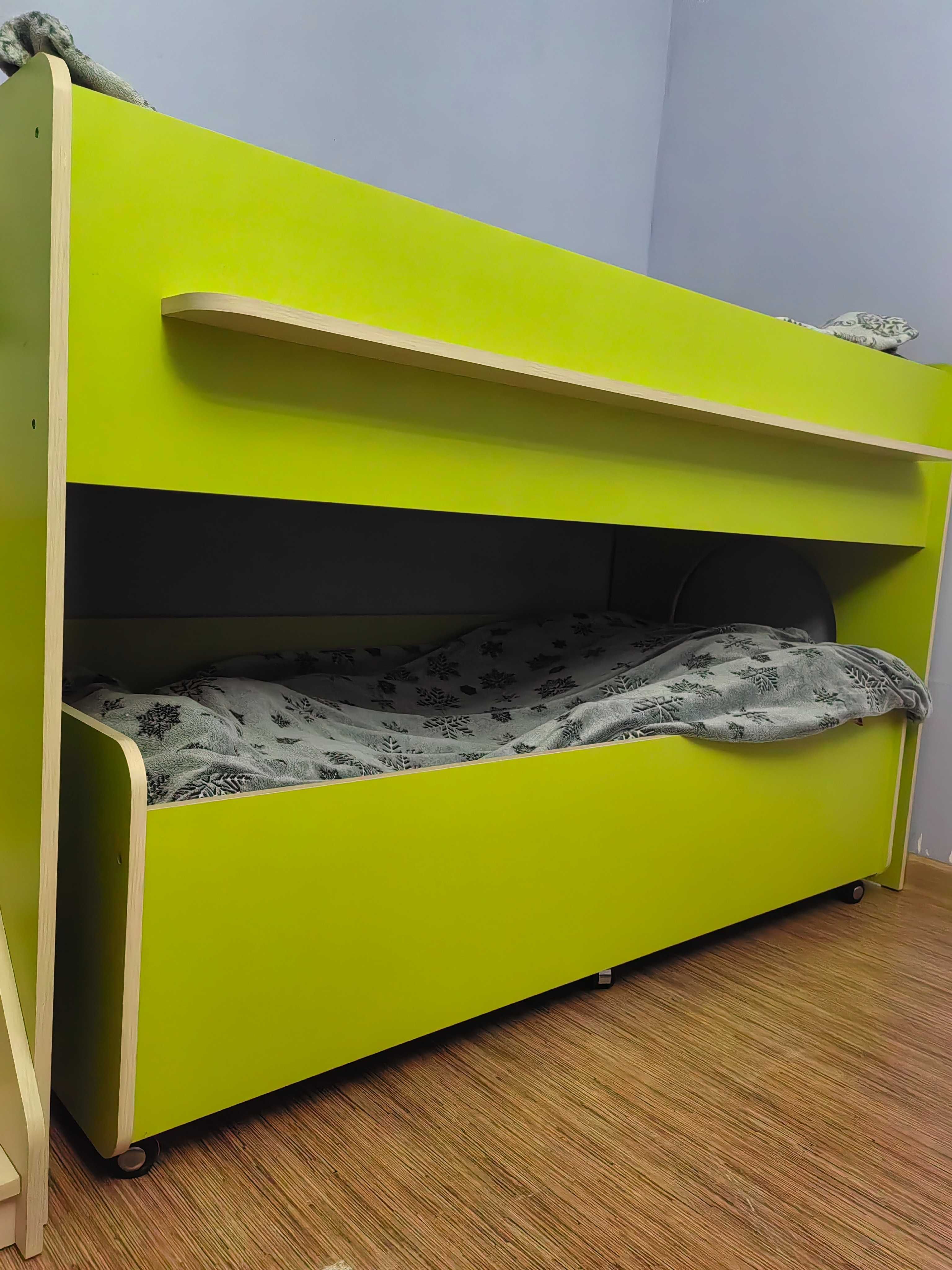 Продам детскую двухъярусную кровать