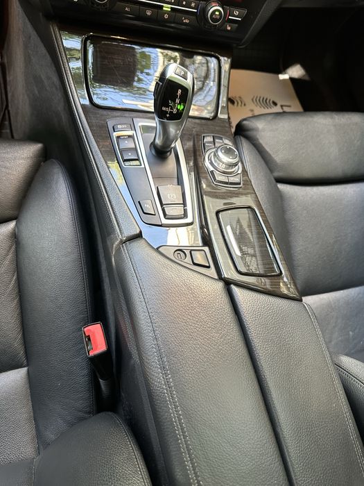 Vand Bmw 530d anul 2011 km reali verificabili!