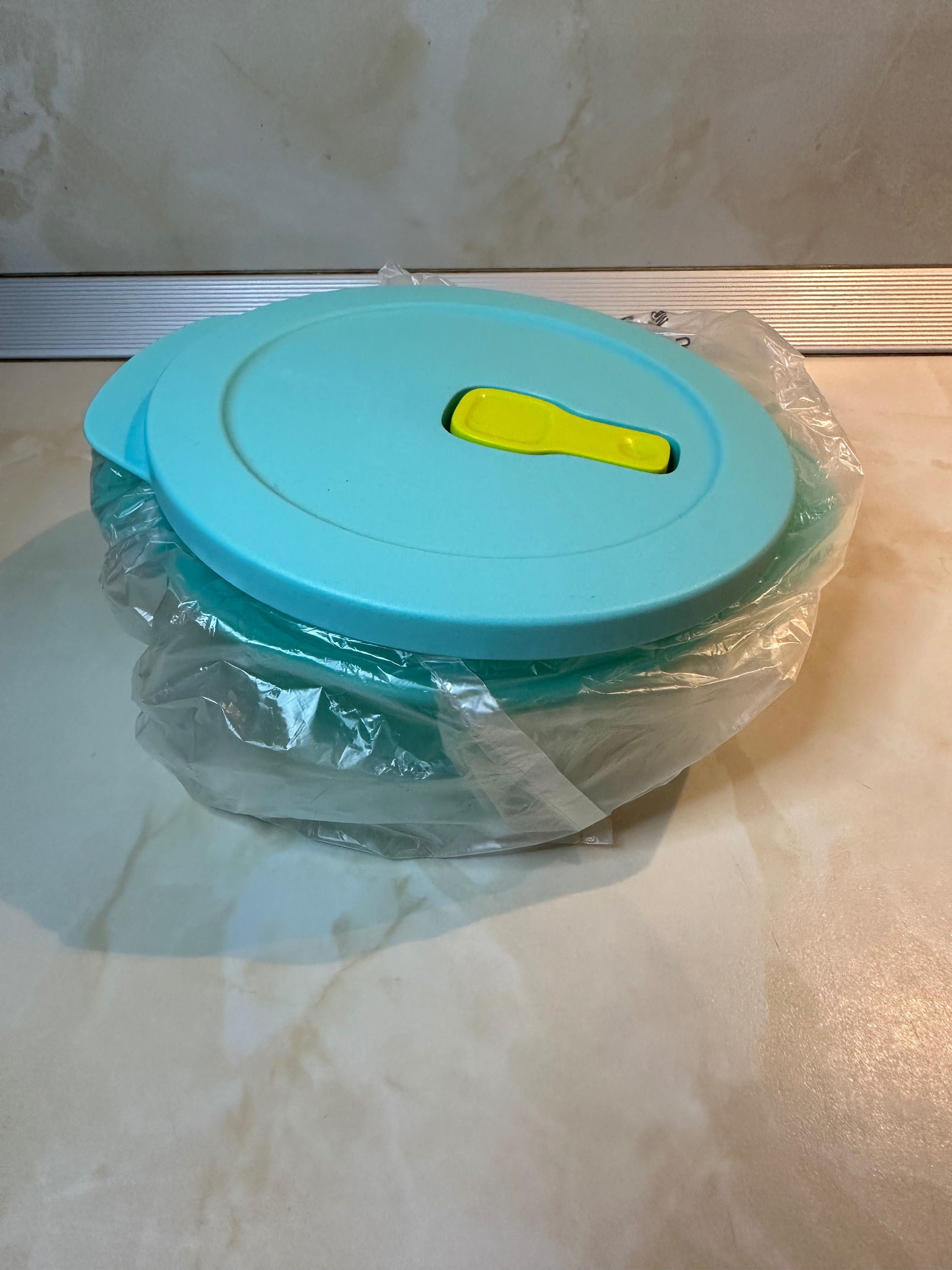 Мелничка, Бурмуда Tupperware