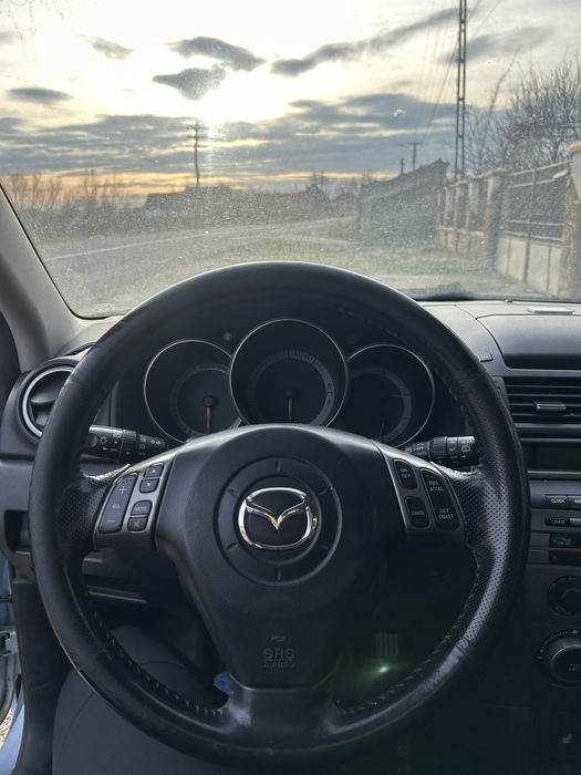 Mazda 3 • 1.6 Diesel 109 CP • 2006 • Interior piele • BOSE • Navigație