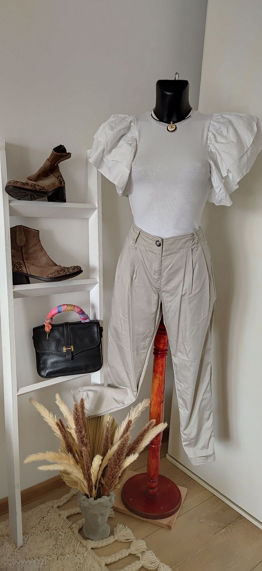 Pantaloni Burberry/ mărimea s