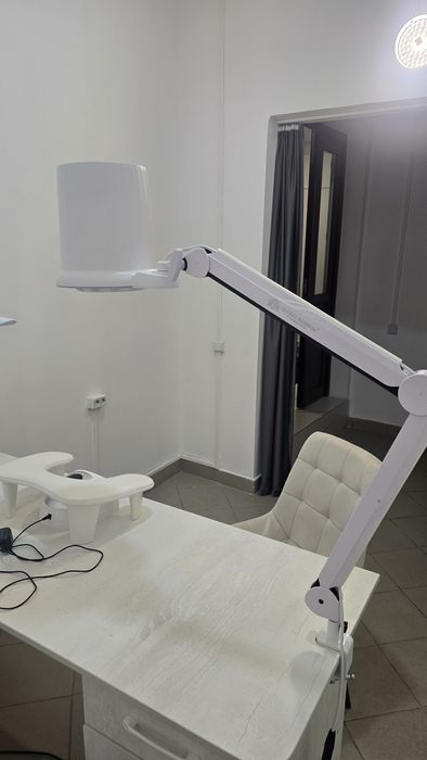 Продам вытяжку для маникюра и педикюра