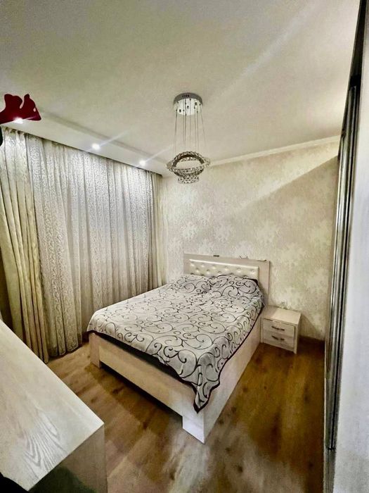 2/4/4 65м2 Бий метро Светлана Буз базар 77 серия