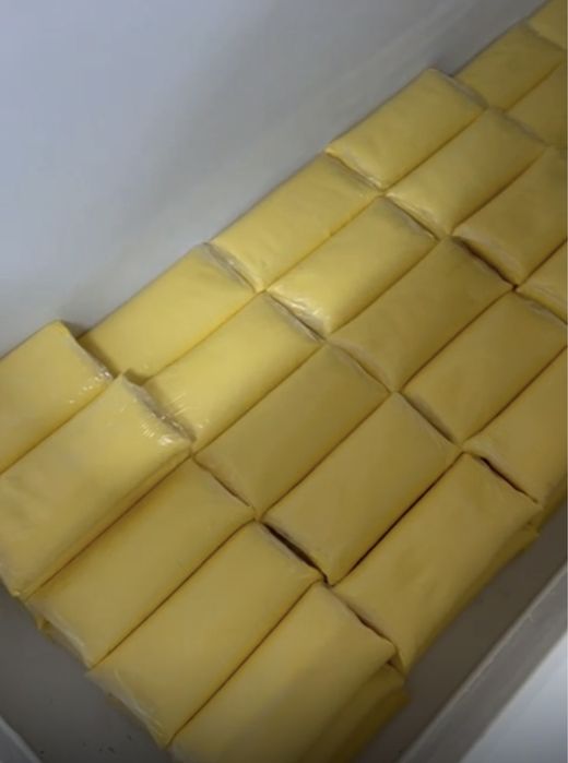 Масло Май Сметана Қаймақ сыр ірімшік