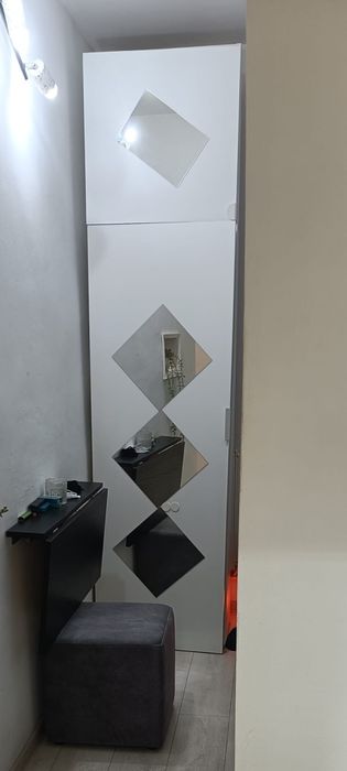 Dulap Ikea cu o ușă