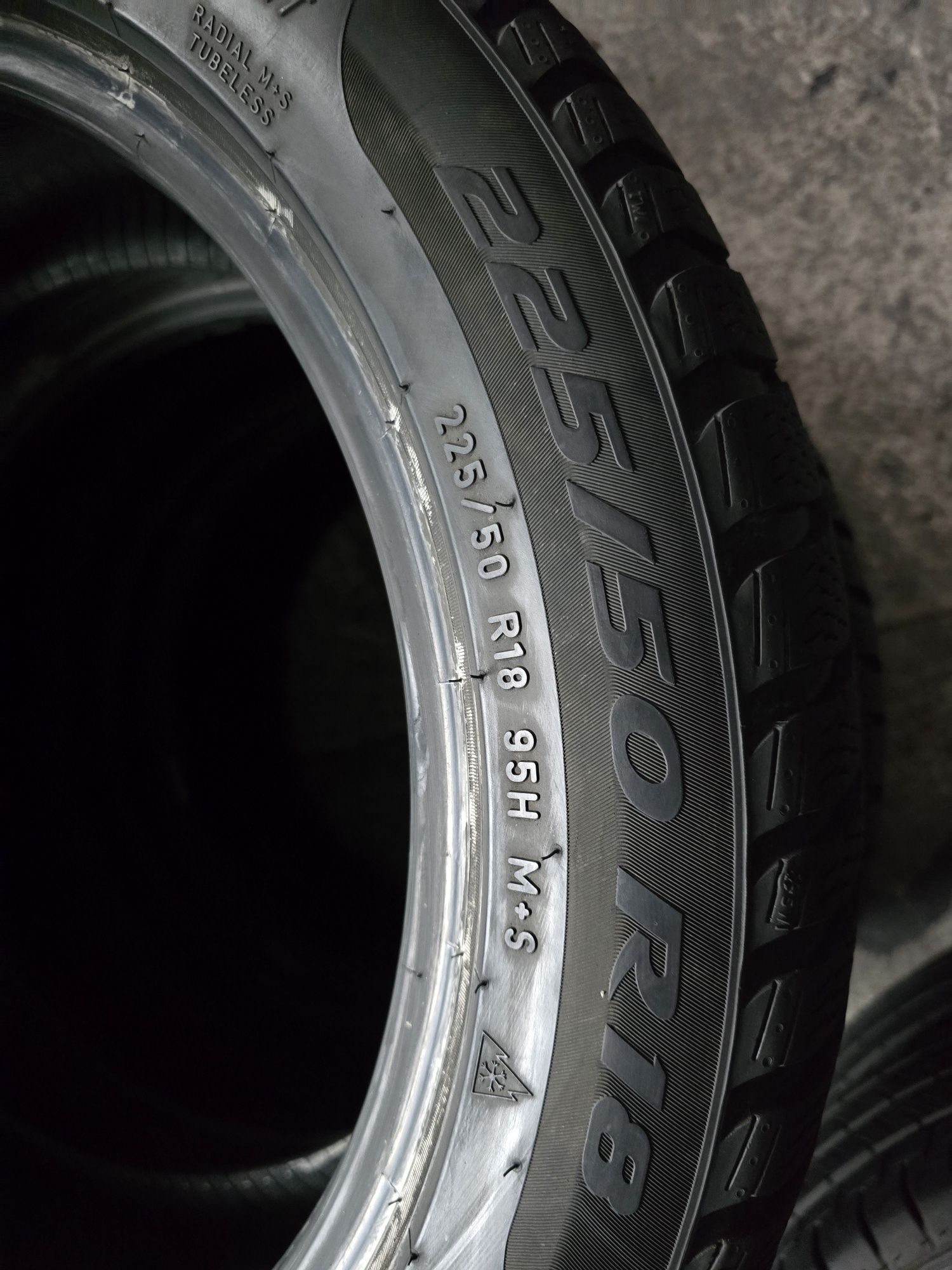 Pirelli 225/50 R18 95H MS iarnă
