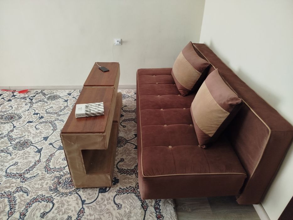 Divan srochna sotiladi