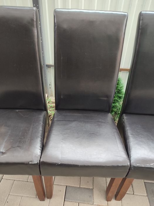 Scaune comode lemn masiv