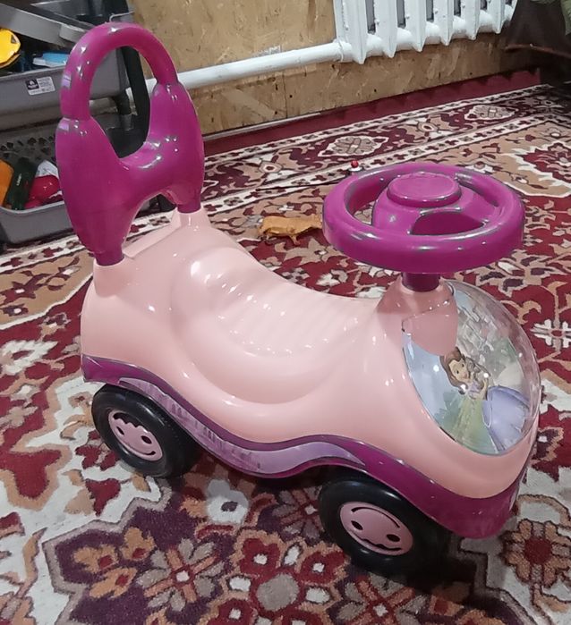 Машинка талакар для принцессы