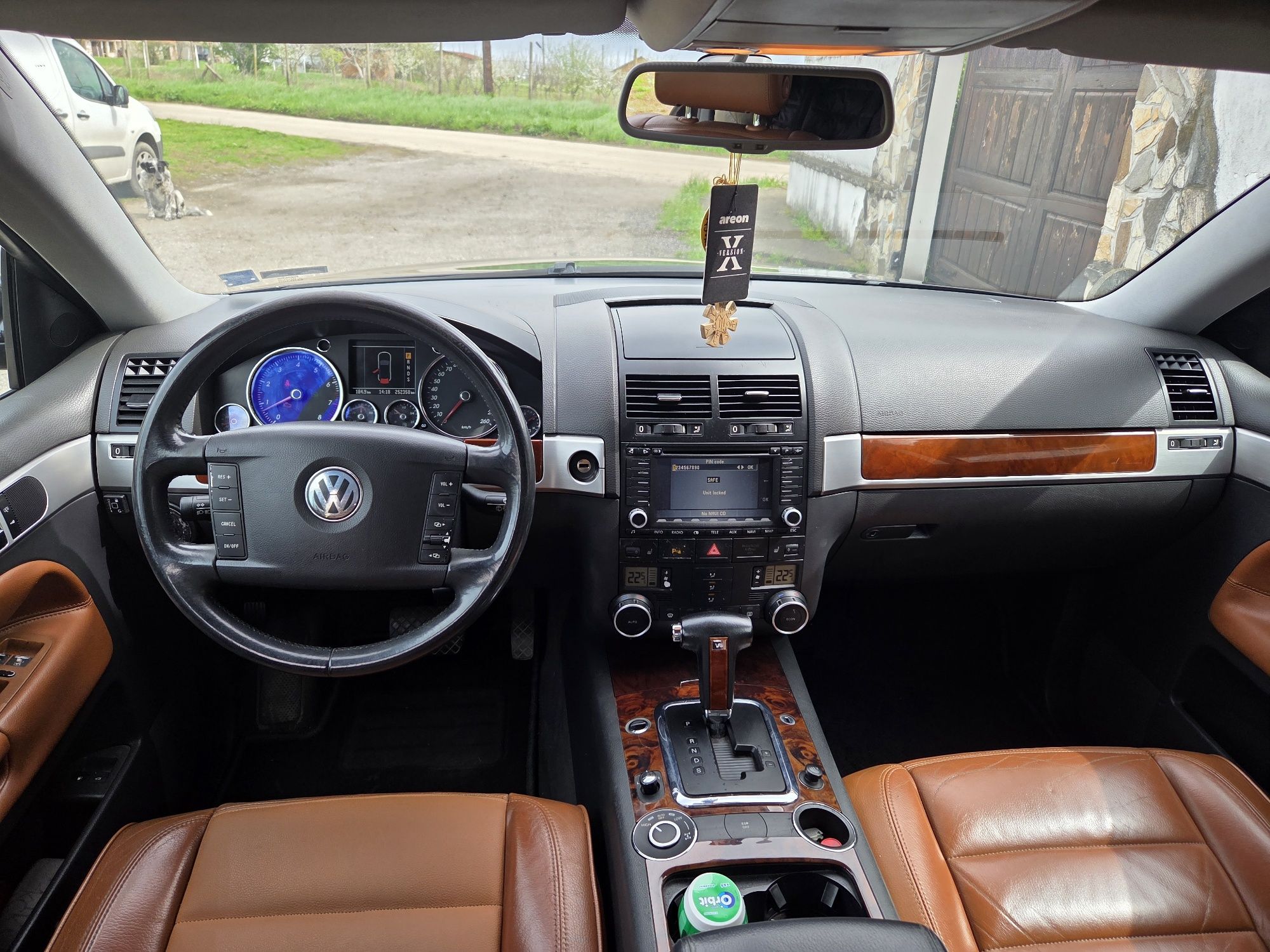 VW Touareg 3.2 газ/бензин