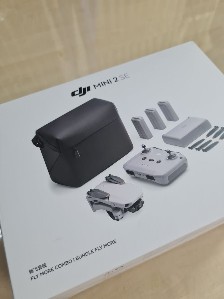 Drona DJI Mini 2SE Fly more combo