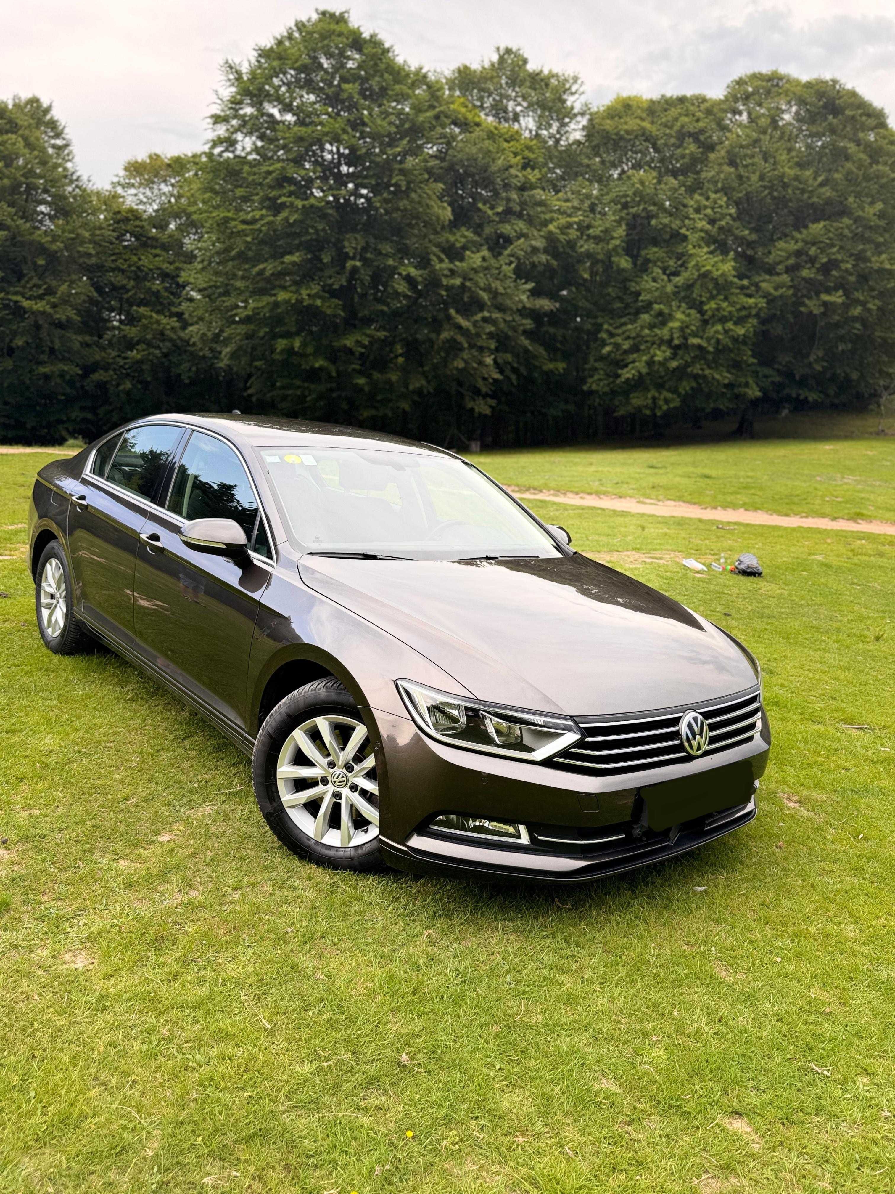 Volkswagen Passat 2018 Full service VW Distronic ACC Camera