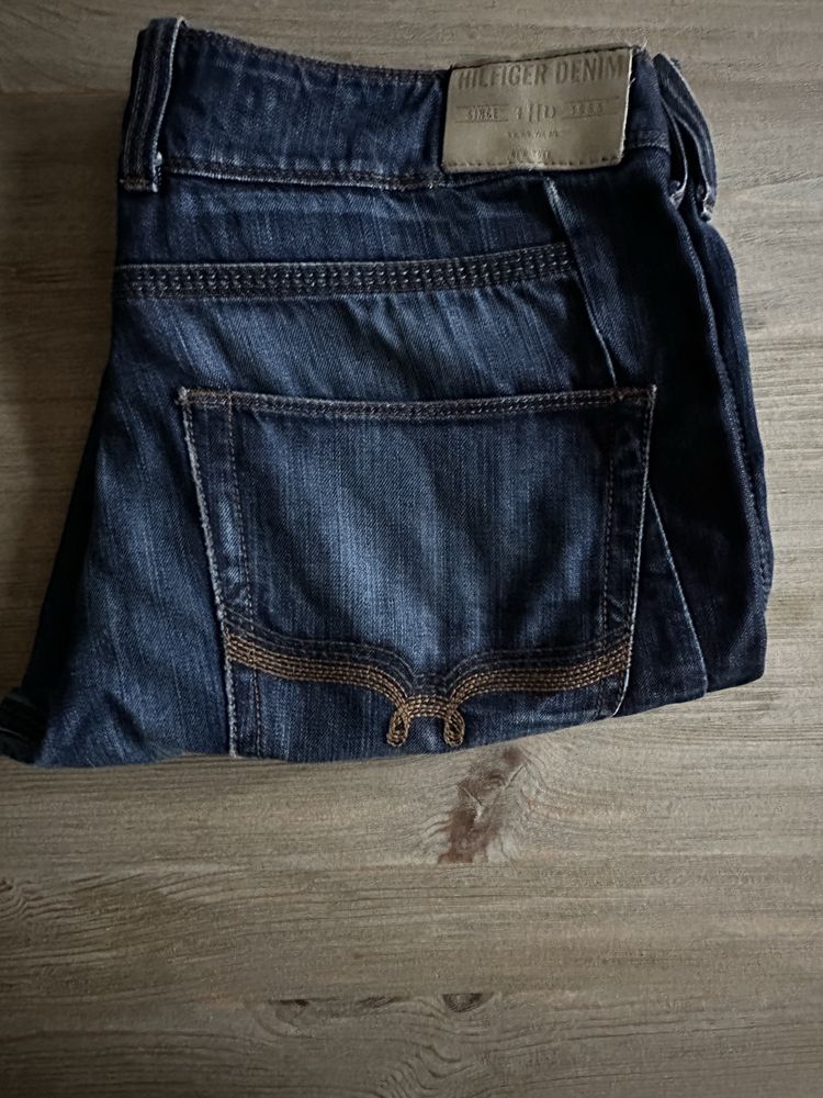 Дънки Tommy Hilfiger