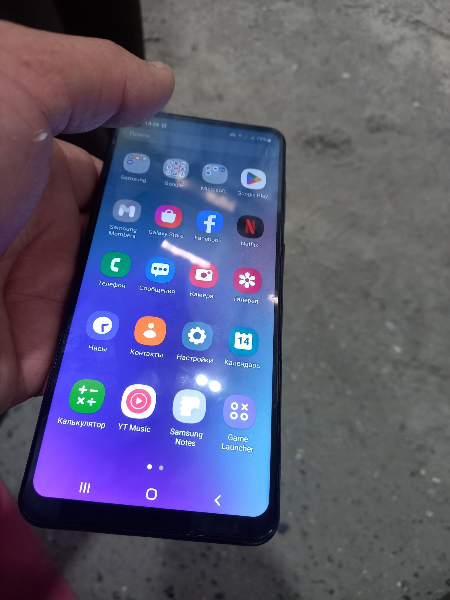 A21s samsung ideal holati tiniq 32GB hotirasi 2 sim karta imey bo'gan