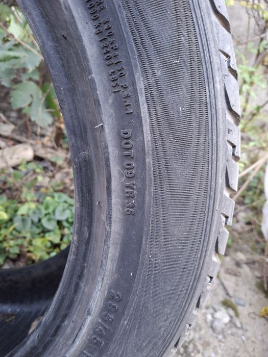 Комплект гуми 255 50 19 и 285 45 19