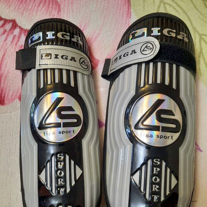 Щитки спортивные