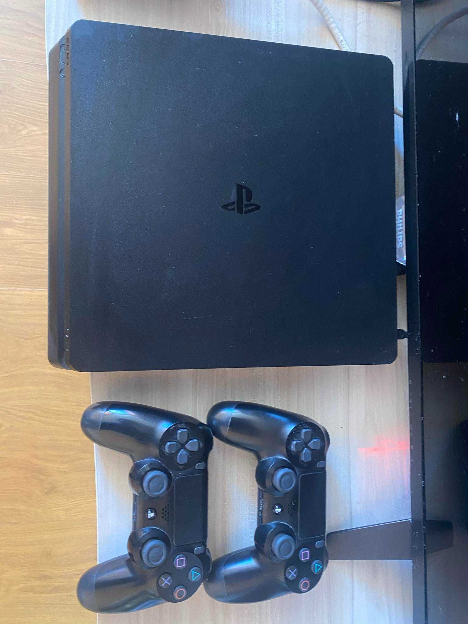 Playstation 4 slim