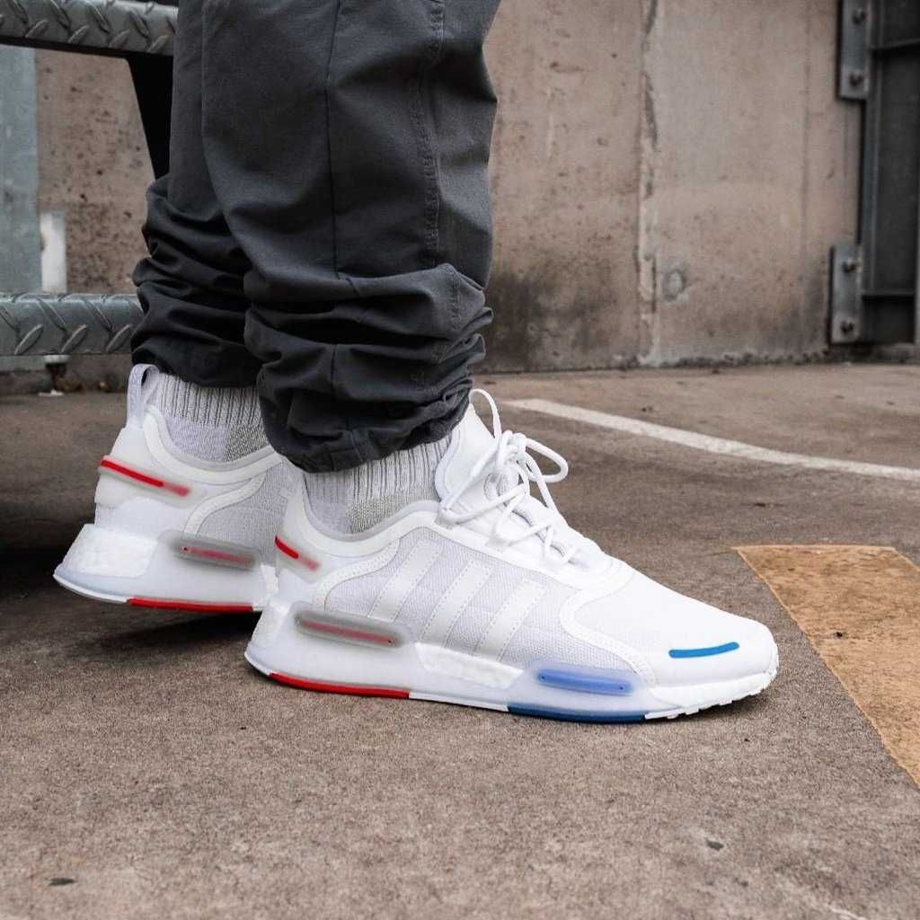 Оригинални маратонки *ADIDAS NMD V3 BOOST * EU 41 1/3 ;42 ;45 1/3